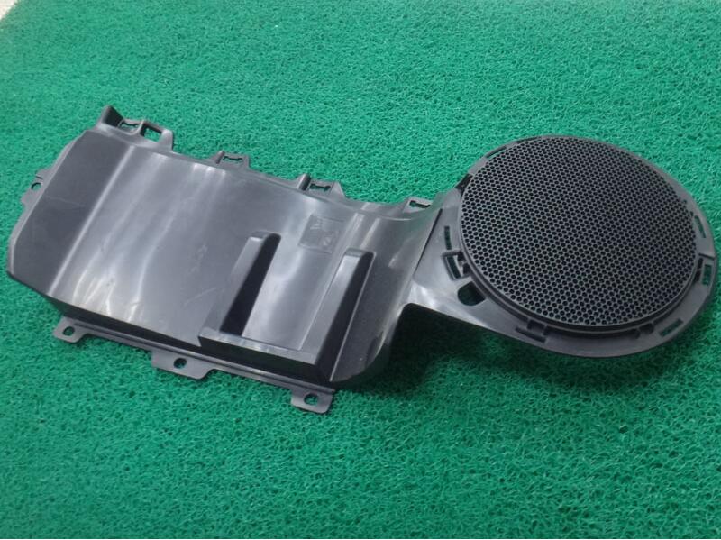 Automotive component mold 14