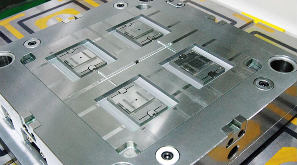 Low-voltage switch body mold