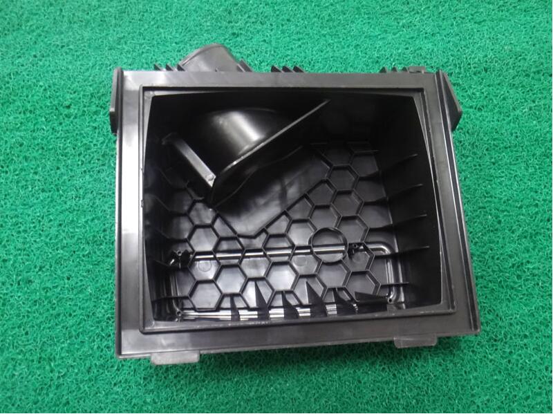 Automotive component mold 4