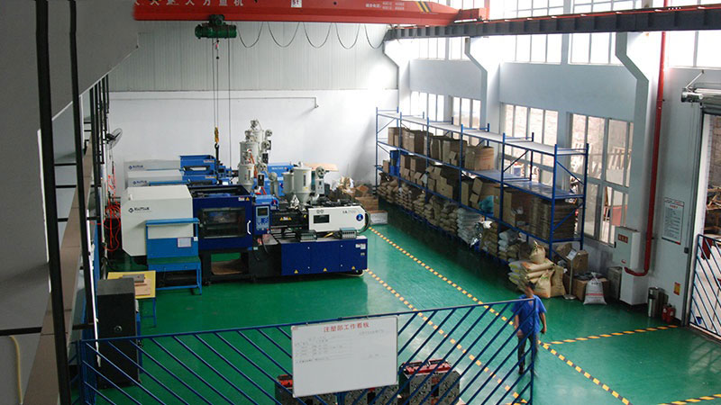 plastic injection moulding factory near me